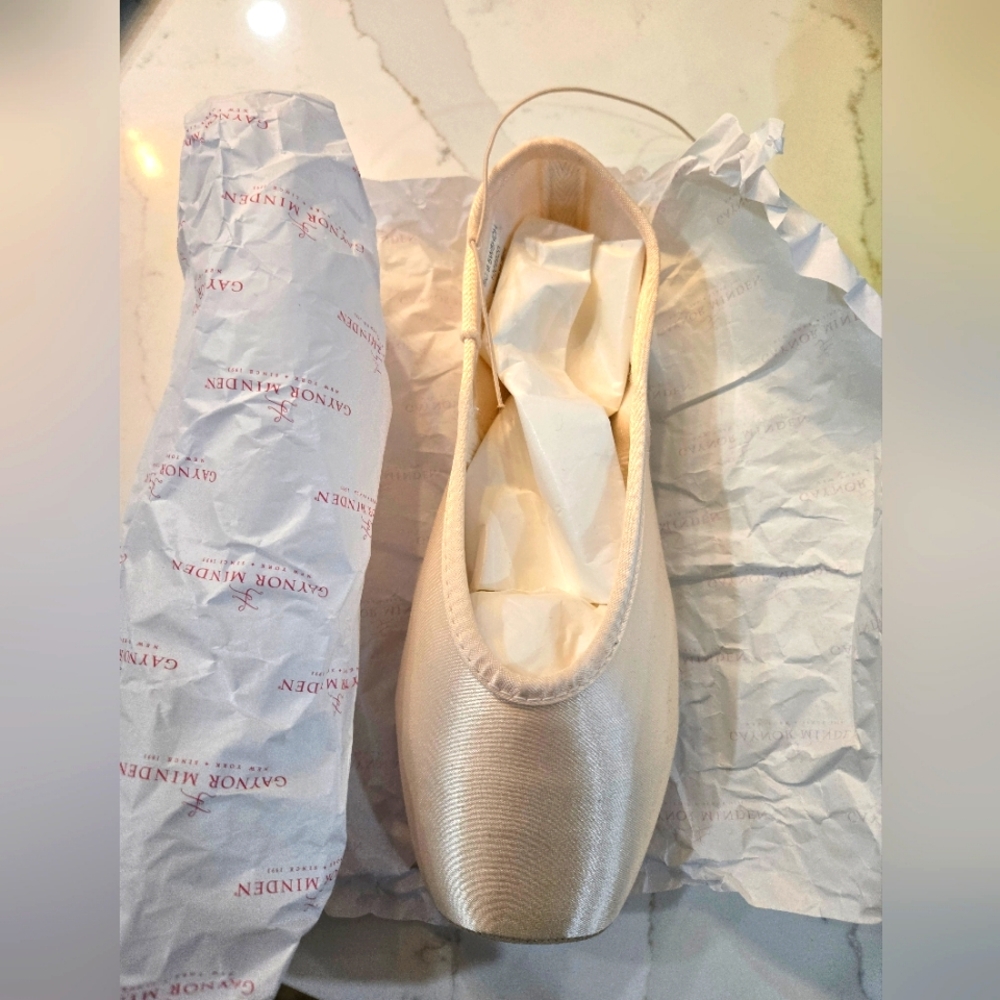 Gaynor Minden Sculped fit 9.5